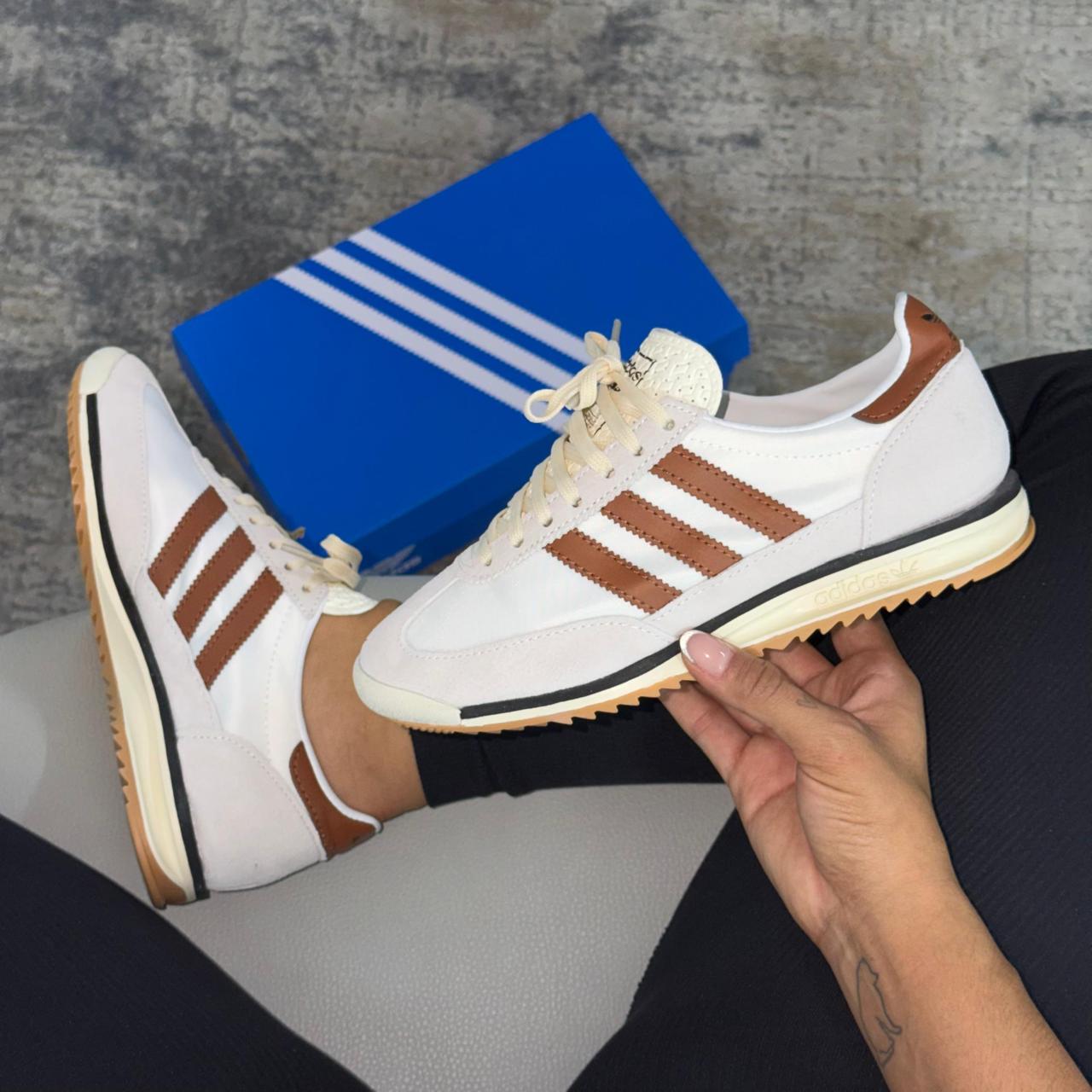 Adidas SL72